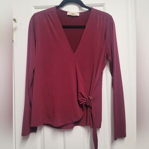 Michael Kors 3/4 sleeve faux wrap top - L.